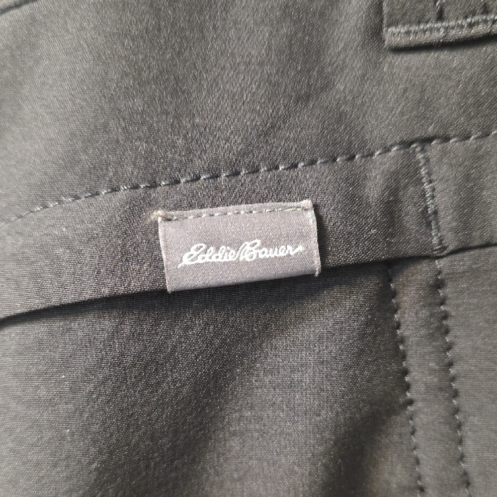 Eddie Bauer Women's Black Skirt - Picture 5 of 5